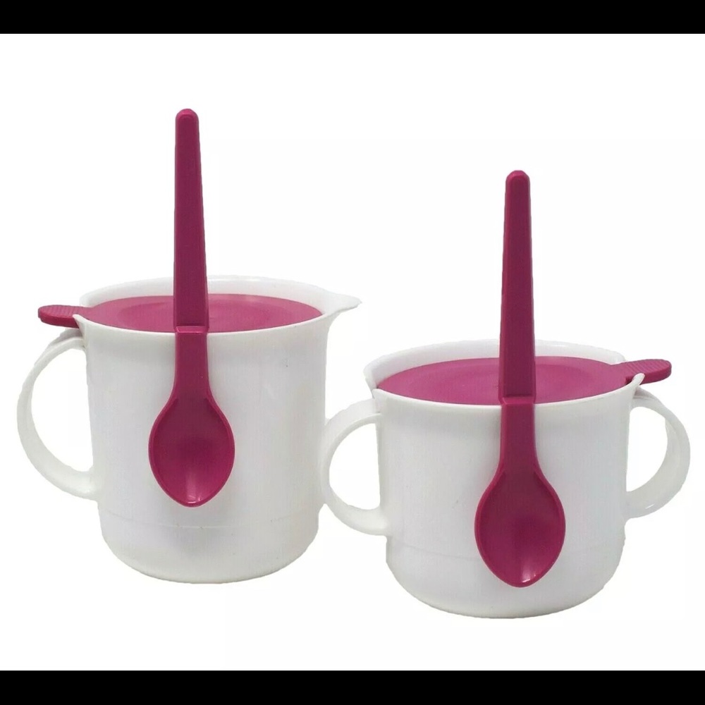 New! Tupperware classic sugar and creamer set